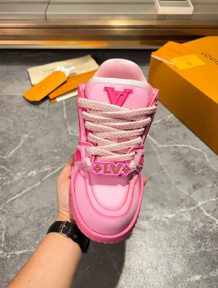 hype Louis Vuitton Sneakers