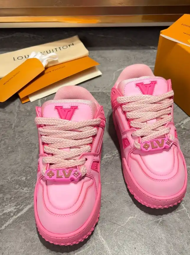 hype Louis Vuitton Sneakers