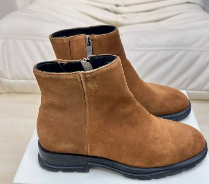 hype McQueen Boots