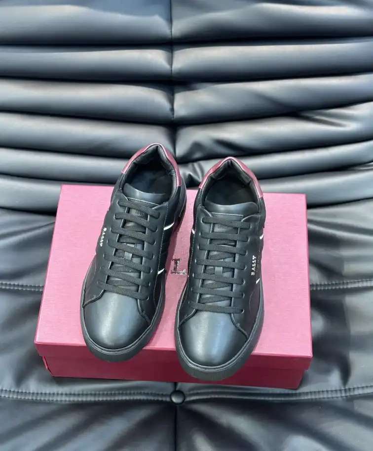 hype Burberry Sneakers