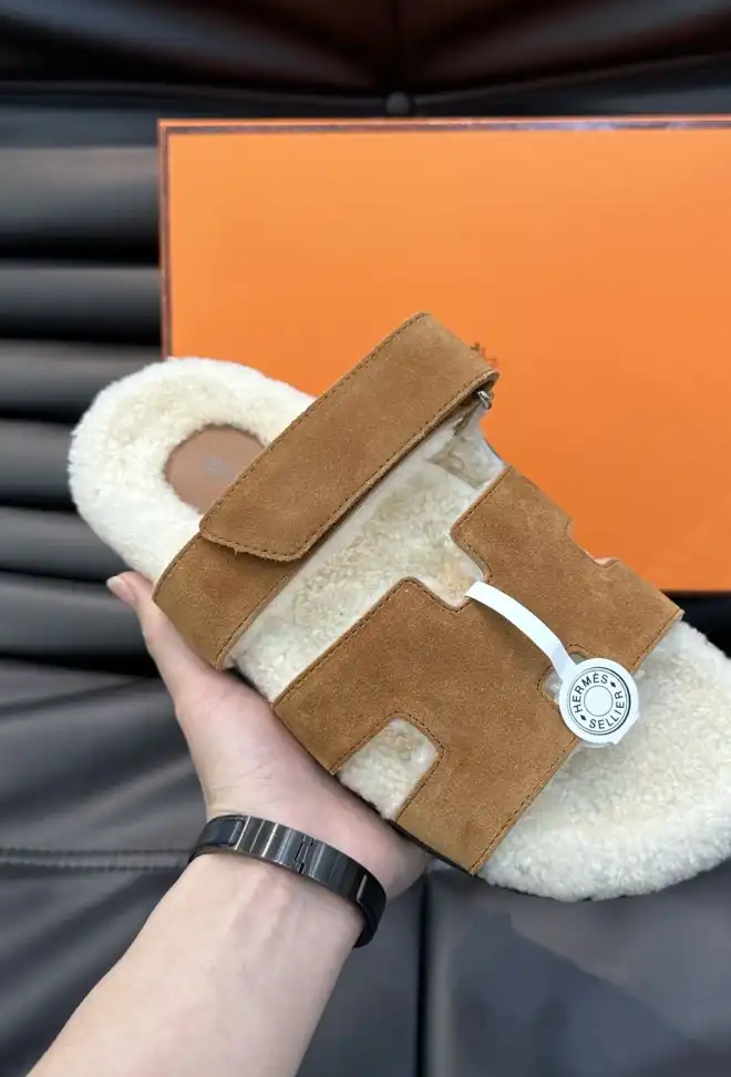 hype Hermes Slippers