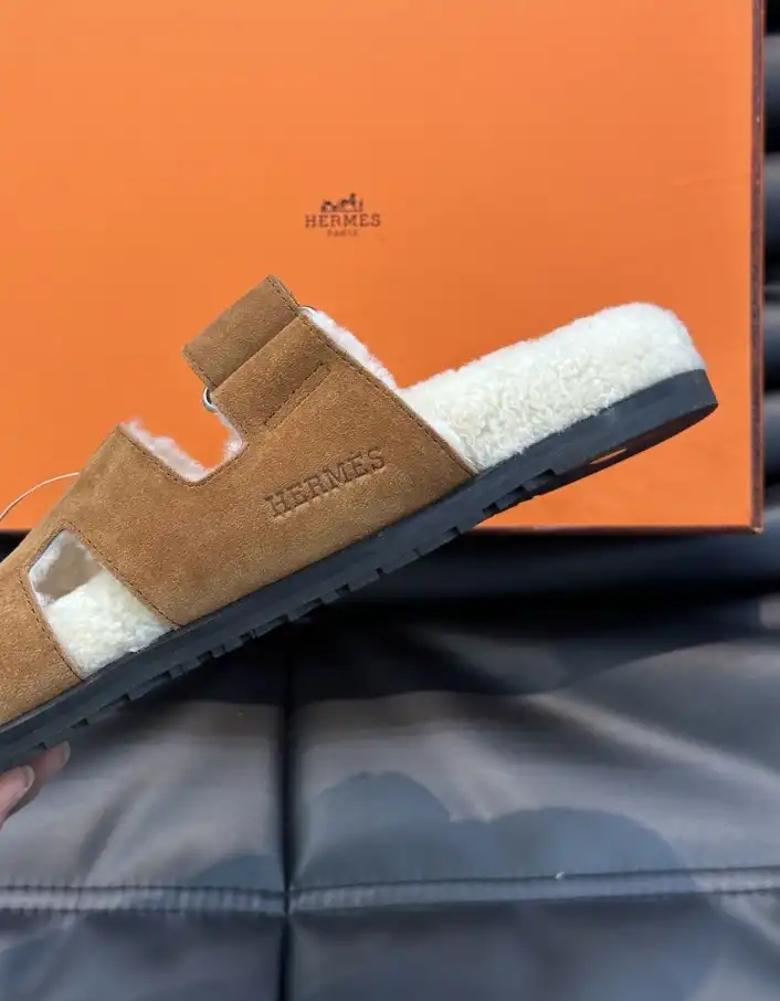 hype Hermes Slippers