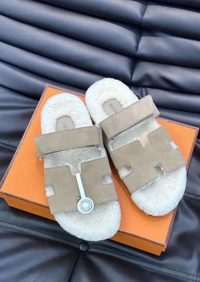 hype Hermes Slippers