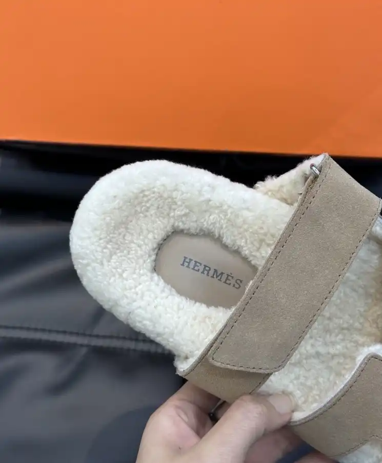 hype Hermes Slippers