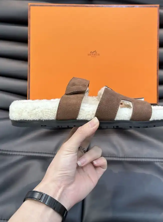 hype Hermes Slippers