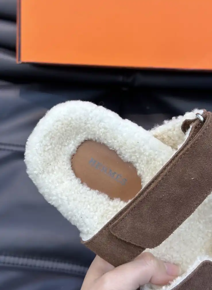 hype Hermes Slippers