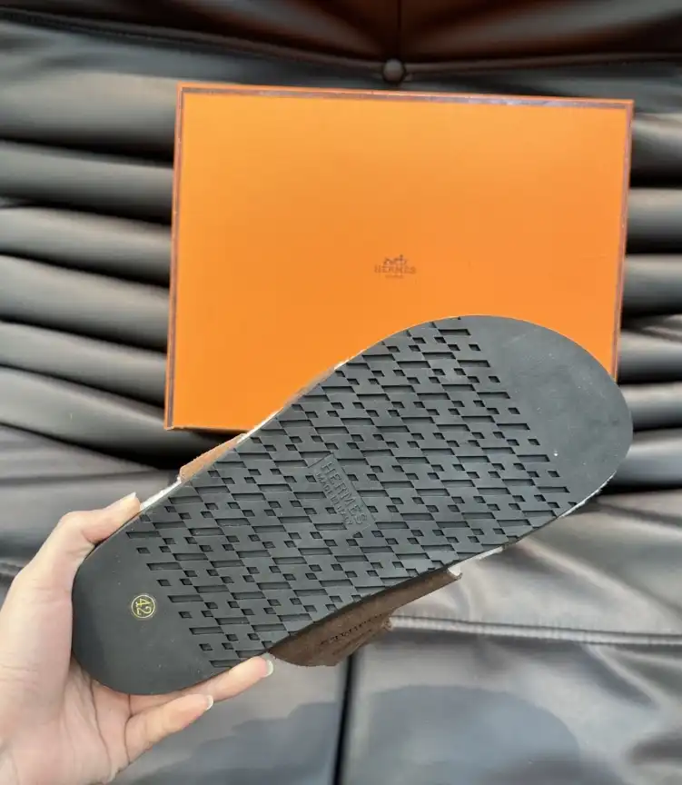 hype Hermes Slippers