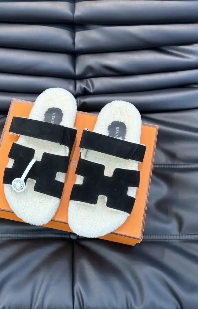 hype Hermes Slippers