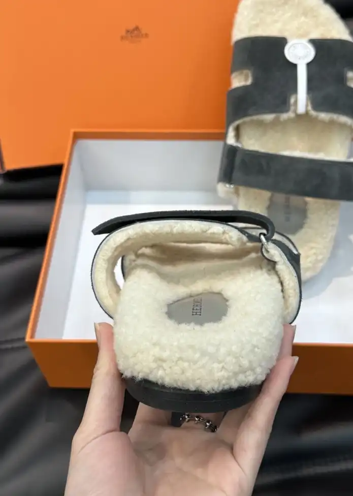 hype Hermes Slippers