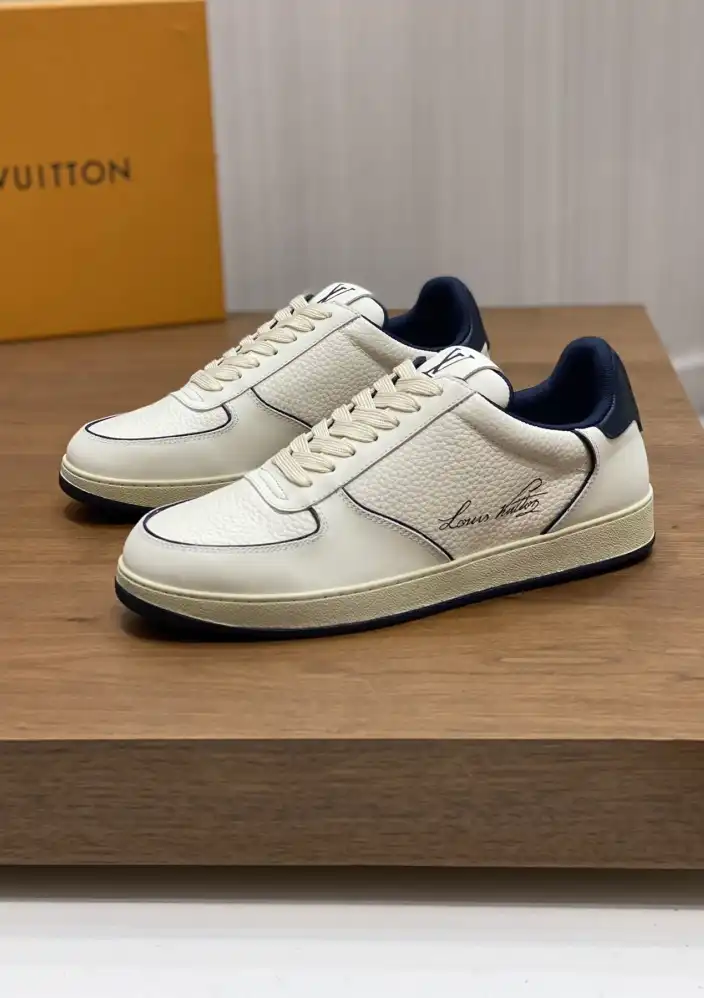 hype Louis Vuitton Sneakers