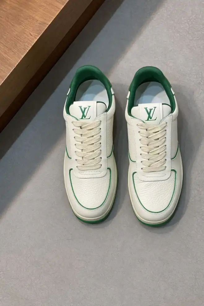 hype Louis Vuitton Sneakers