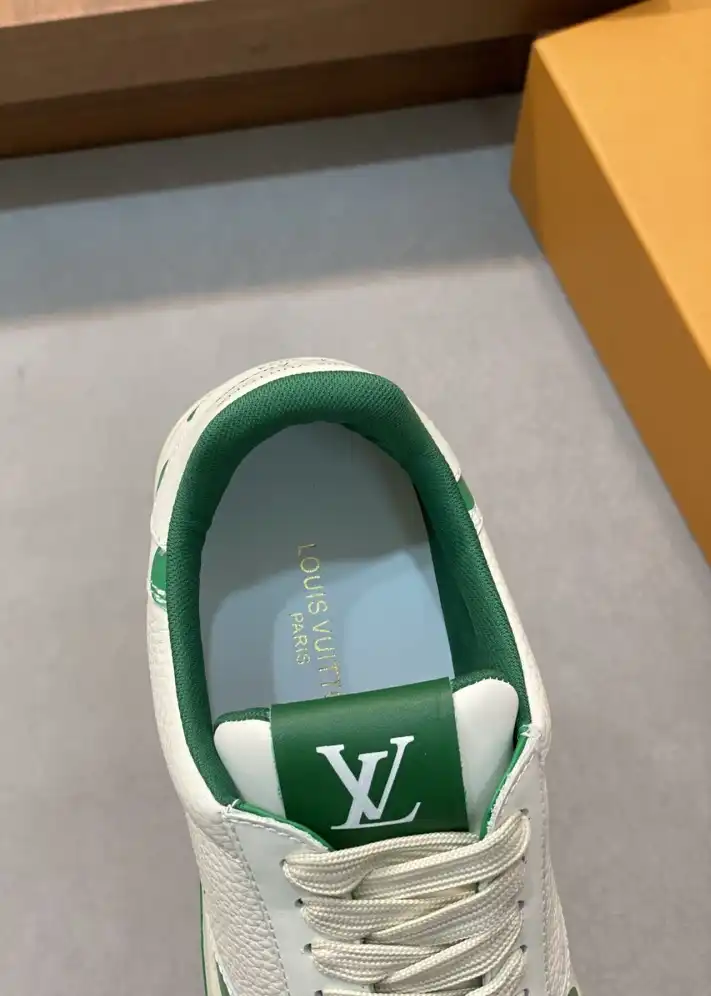 hype Louis Vuitton Sneakers