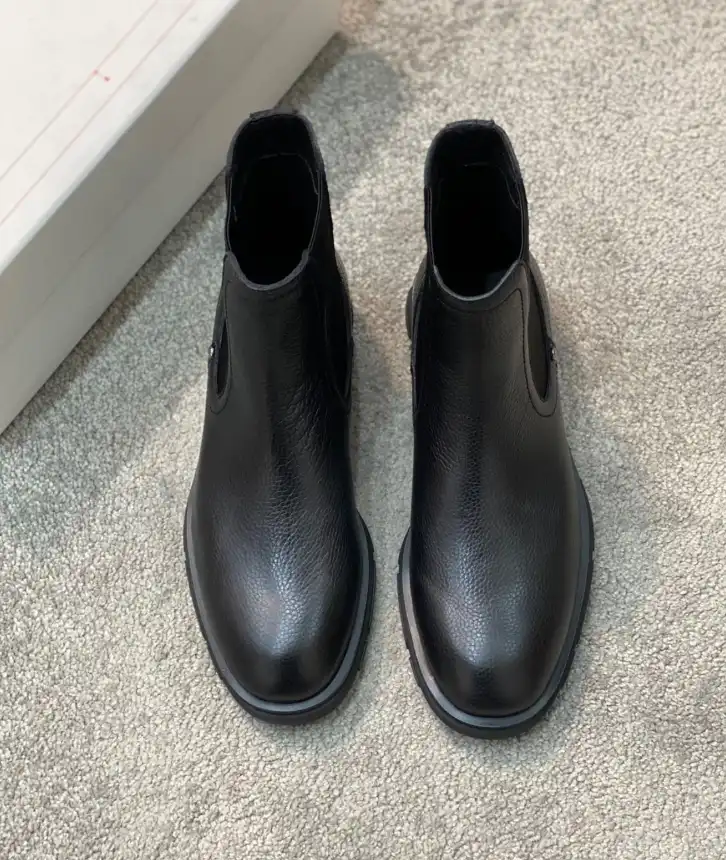 hype McQueen Boots