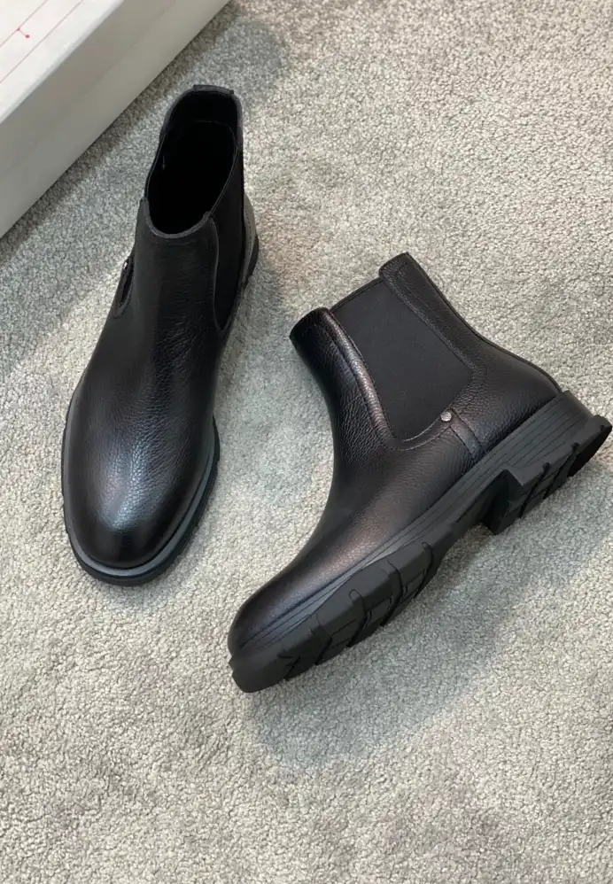 hype McQueen Boots