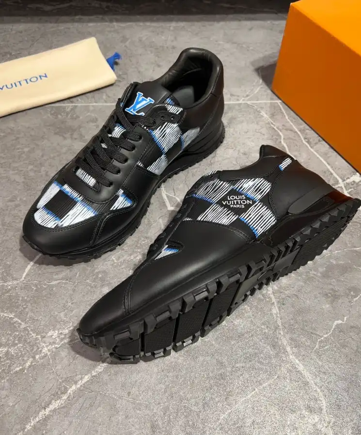 hype Louis Vuitton Sneakers