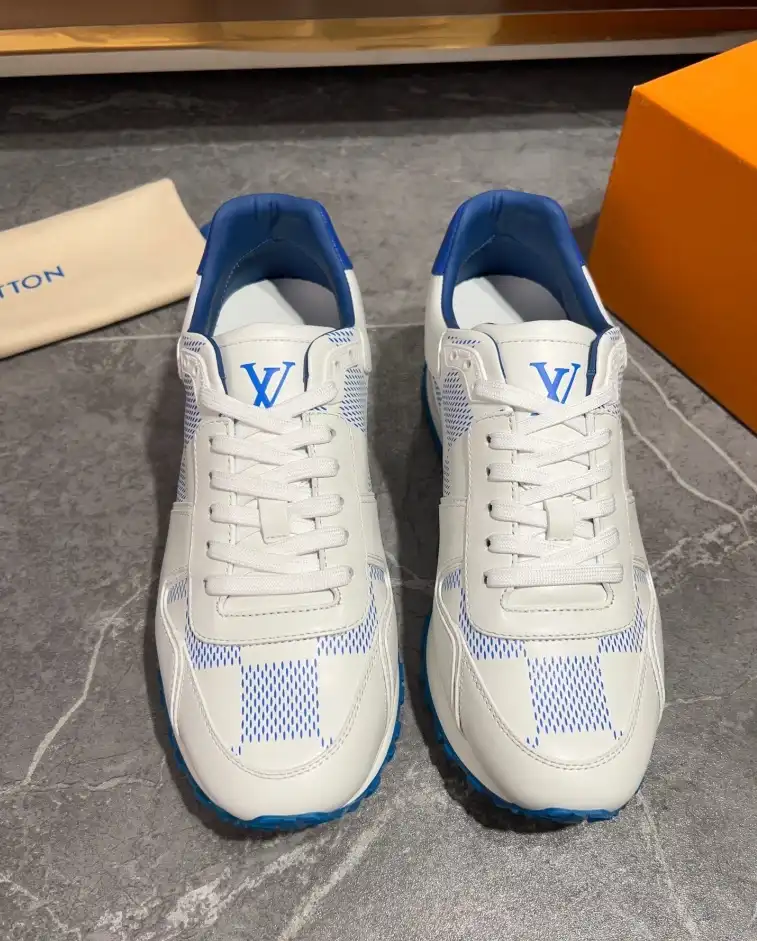 hype Louis Vuitton Sneakers