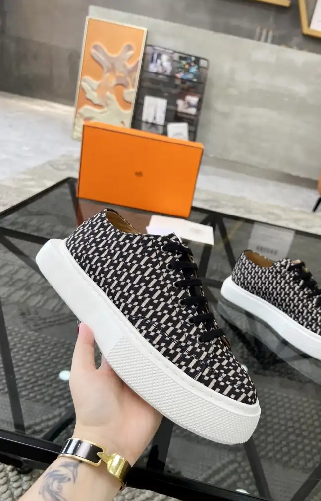 hype Hermes Sneakers