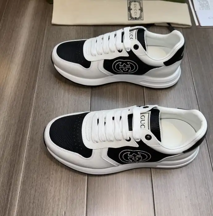 hype Gucci Sneakers