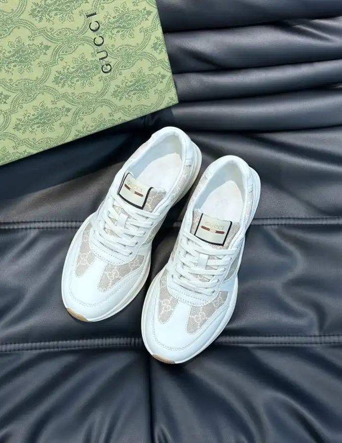 hype Gucci Sneakers