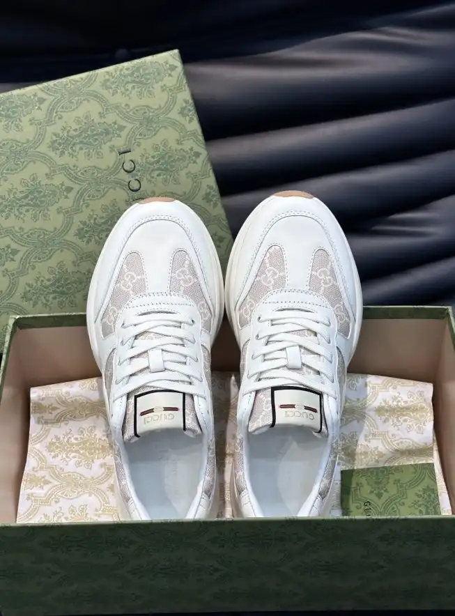 hype Gucci Sneakers