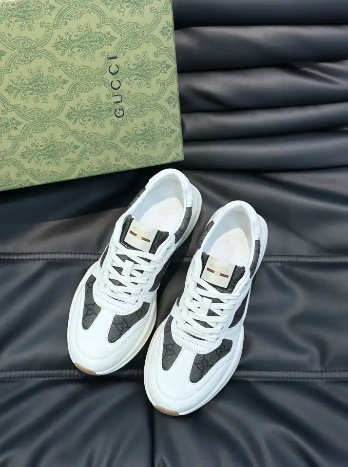 hype Gucci Sneakers