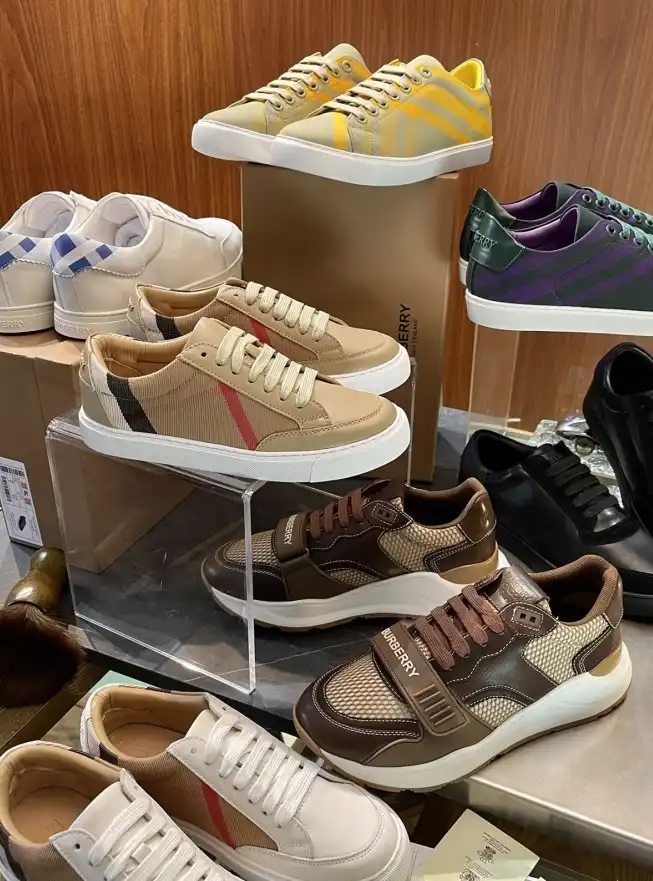 hype Burberry Sneakers