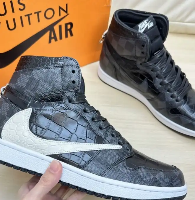 hype Louis Vuitton Sneakers