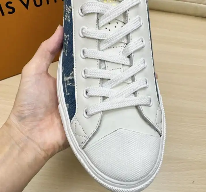 hype Louis Vuitton Sneakers