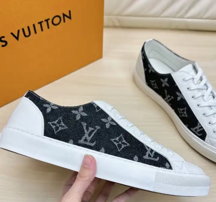 hype Louis Vuitton Sneakers