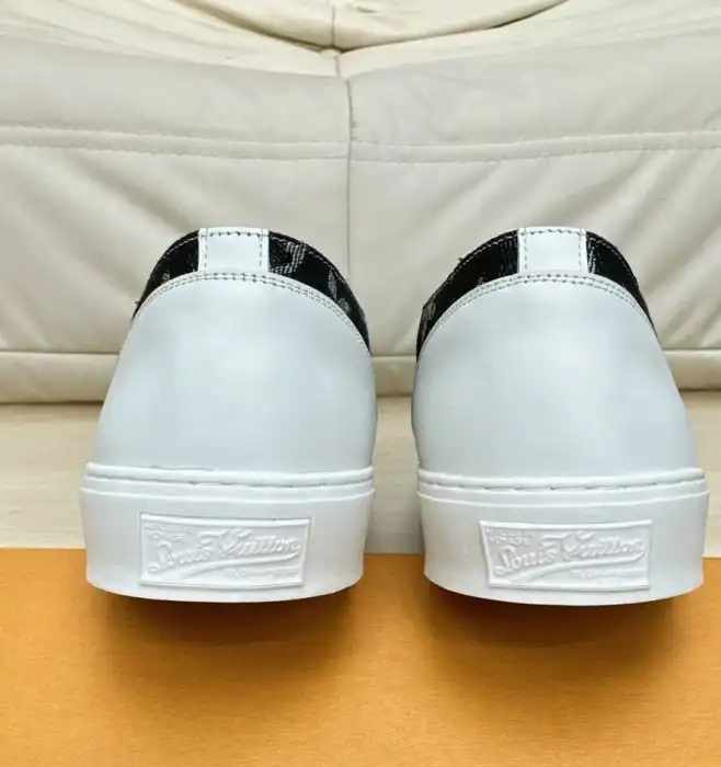 hype Louis Vuitton Sneakers