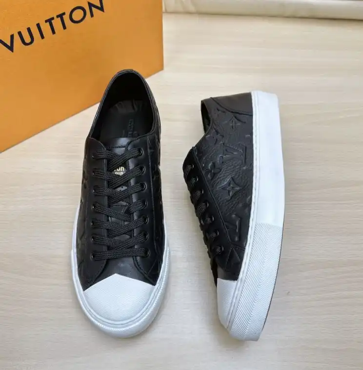 hype Louis Vuitton Sneakers