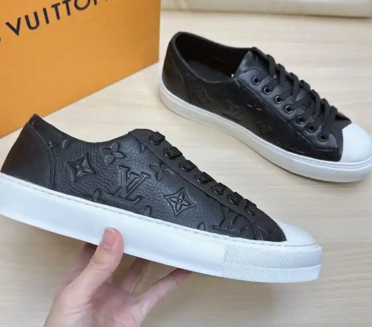 hype Louis Vuitton Sneakers