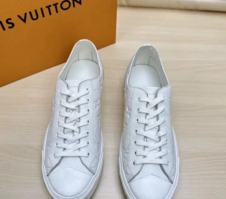 hype Louis Vuitton Sneakers