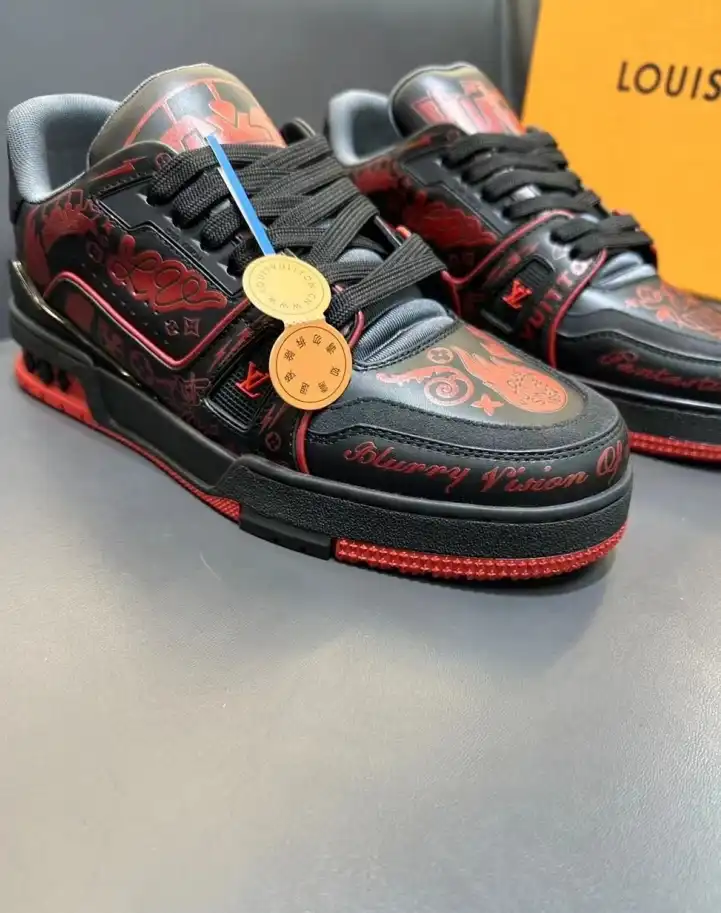 hype Louis Vuitton Sneakers