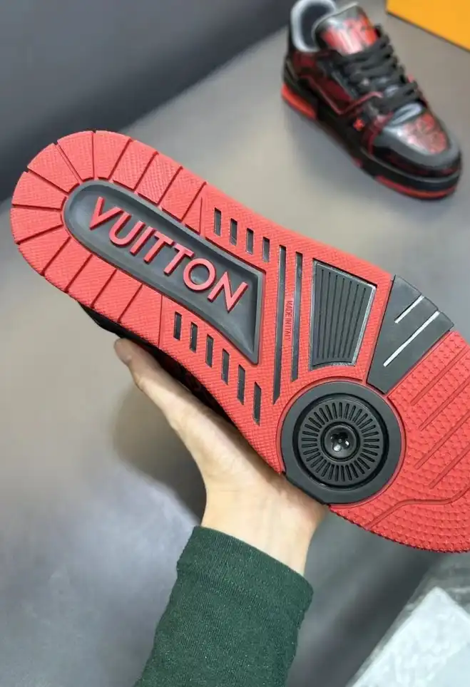 hype Louis Vuitton Sneakers