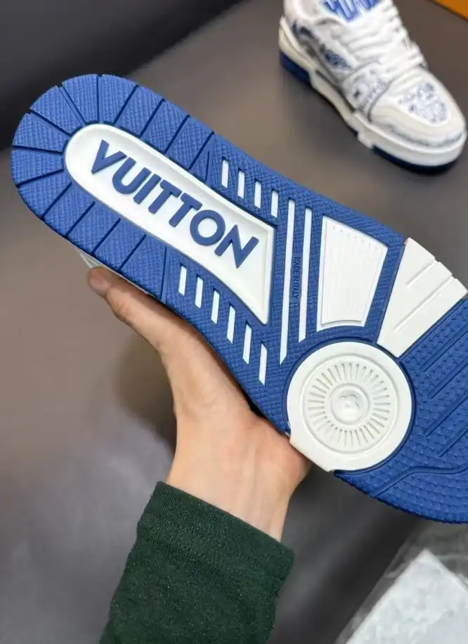 hype Louis Vuitton Sneakers