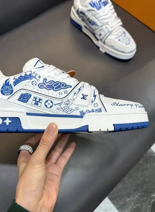 hype Louis Vuitton Sneakers