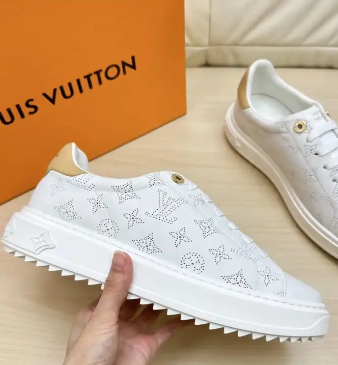 hype Louis Vuitton Sneakers