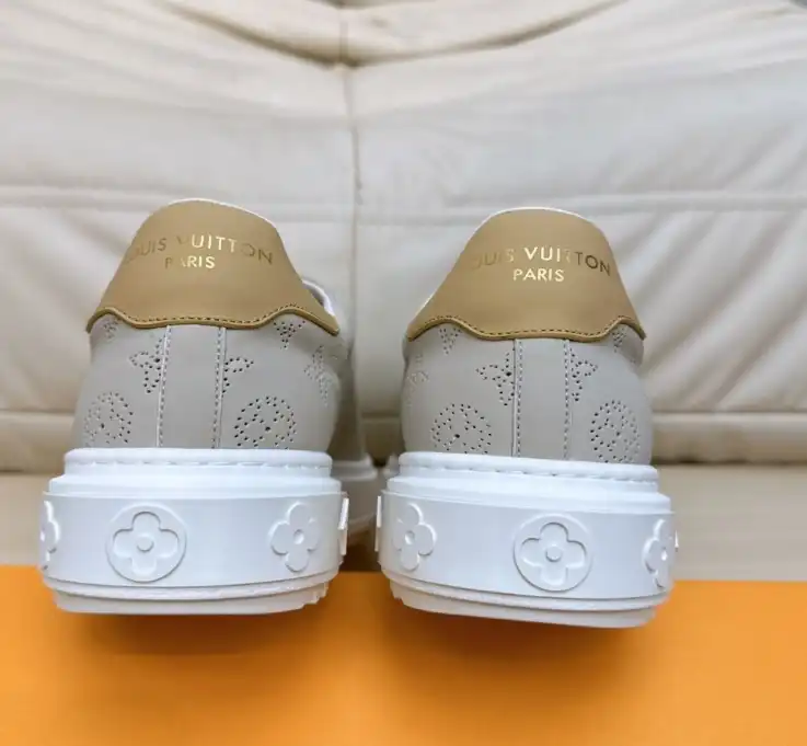 hype Louis Vuitton Sneakers