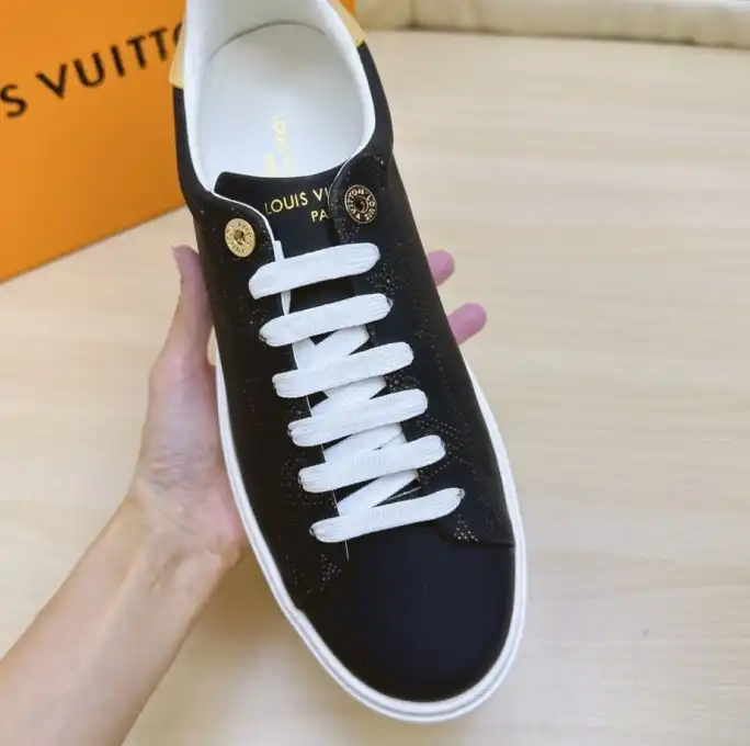 hype Louis Vuitton Sneakers