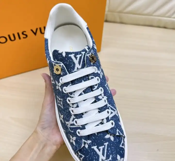 hype Louis Vuitton Sneakers