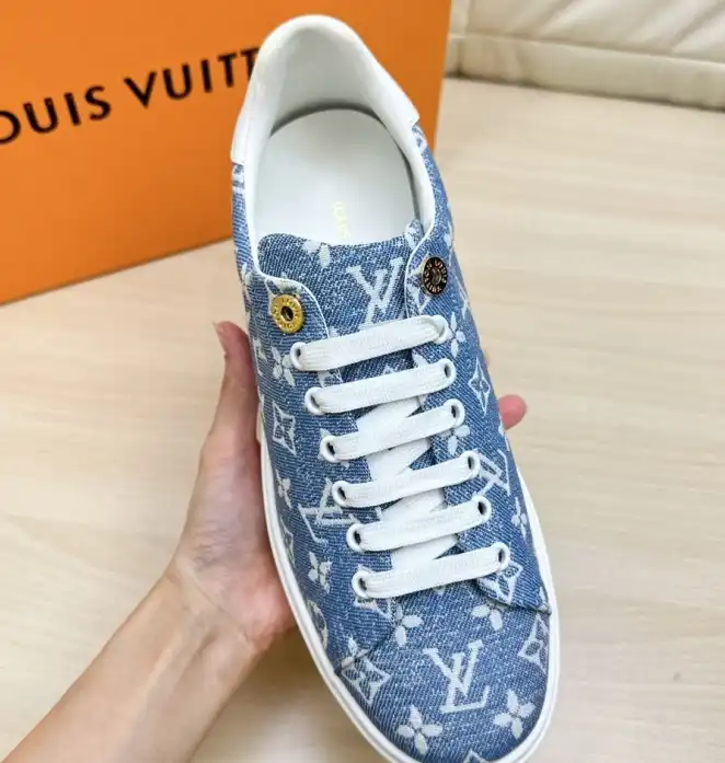 hype Louis Vuitton Sneakers