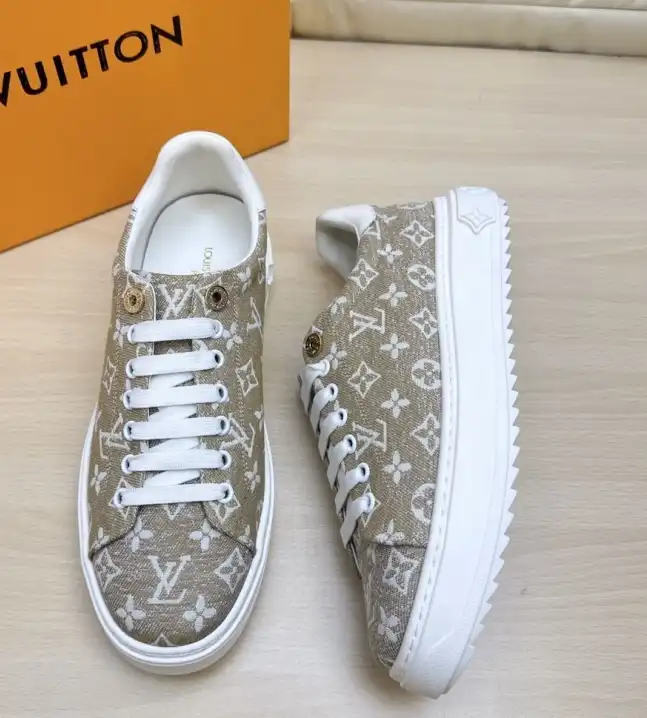 hype Louis Vuitton Sneakers