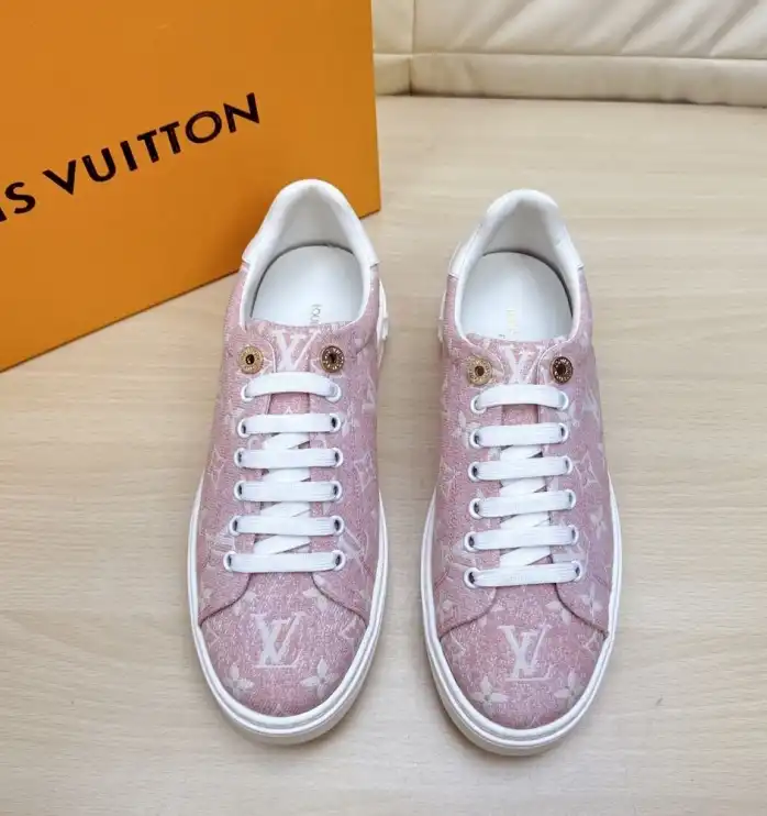 hype Louis Vuitton Sneakers