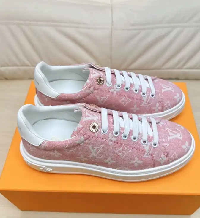 hype Louis Vuitton Sneakers