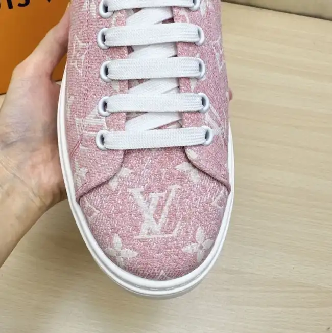 hype Louis Vuitton Sneakers