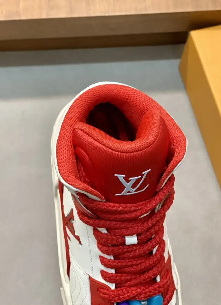 hype Louis Vuitton Sneakers