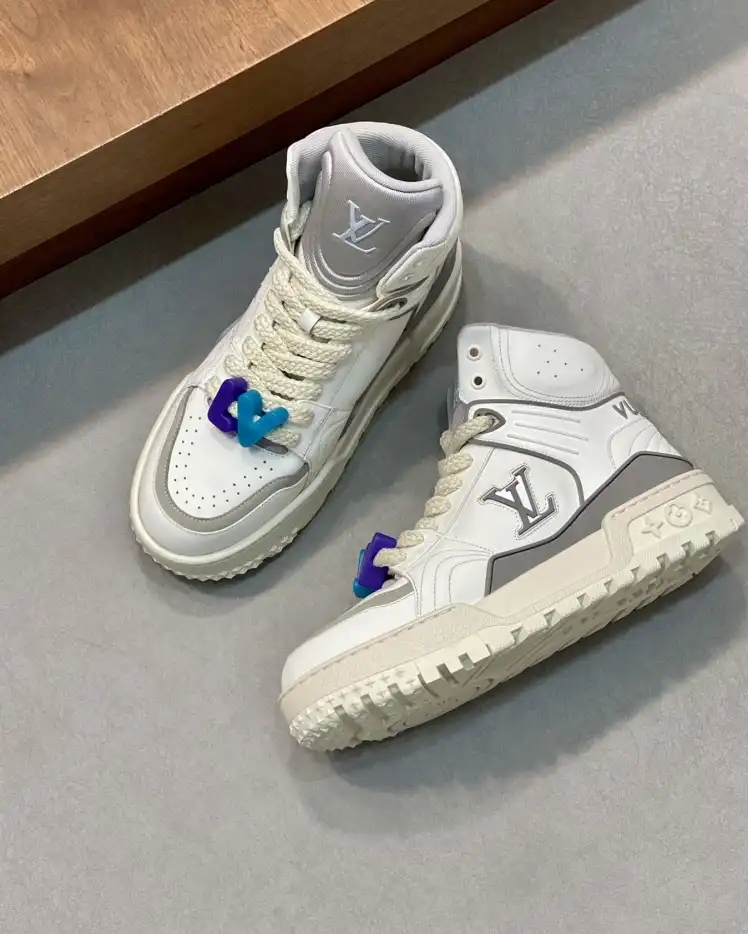 hype Louis Vuitton Sneakers