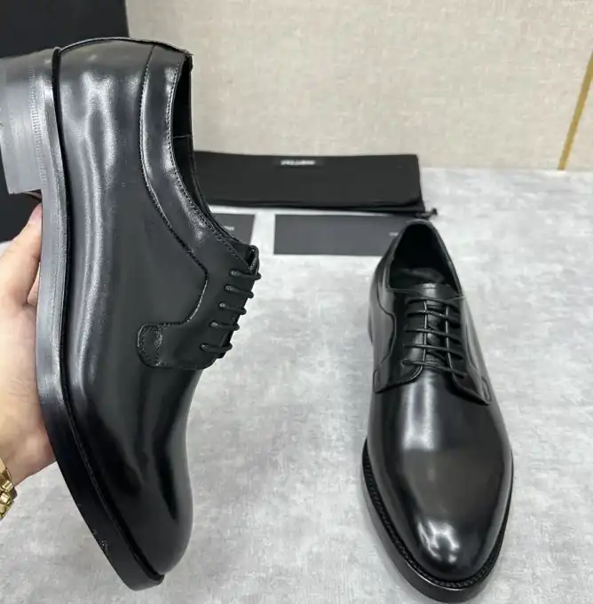 hype Dolce & Gabbana Leather Shoes