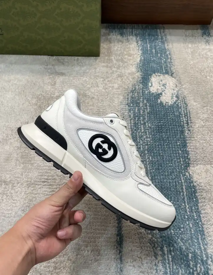 hype Gucci Sneakers